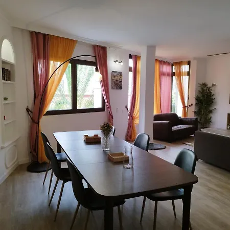 Hjs Plaza Ii Apartamento