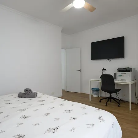 Hjs Plaza Suites Apartments II Apartment *